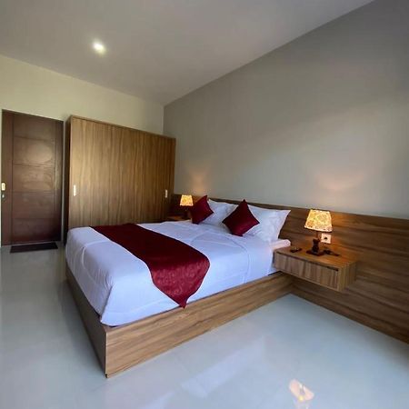 Pondok Puspa Sumekar Seminyak Esterno foto