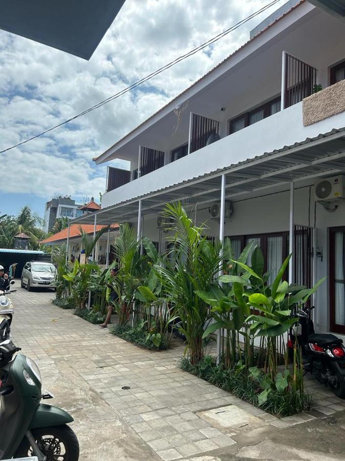 Pondok Puspa Sumekar Seminyak Esterno foto