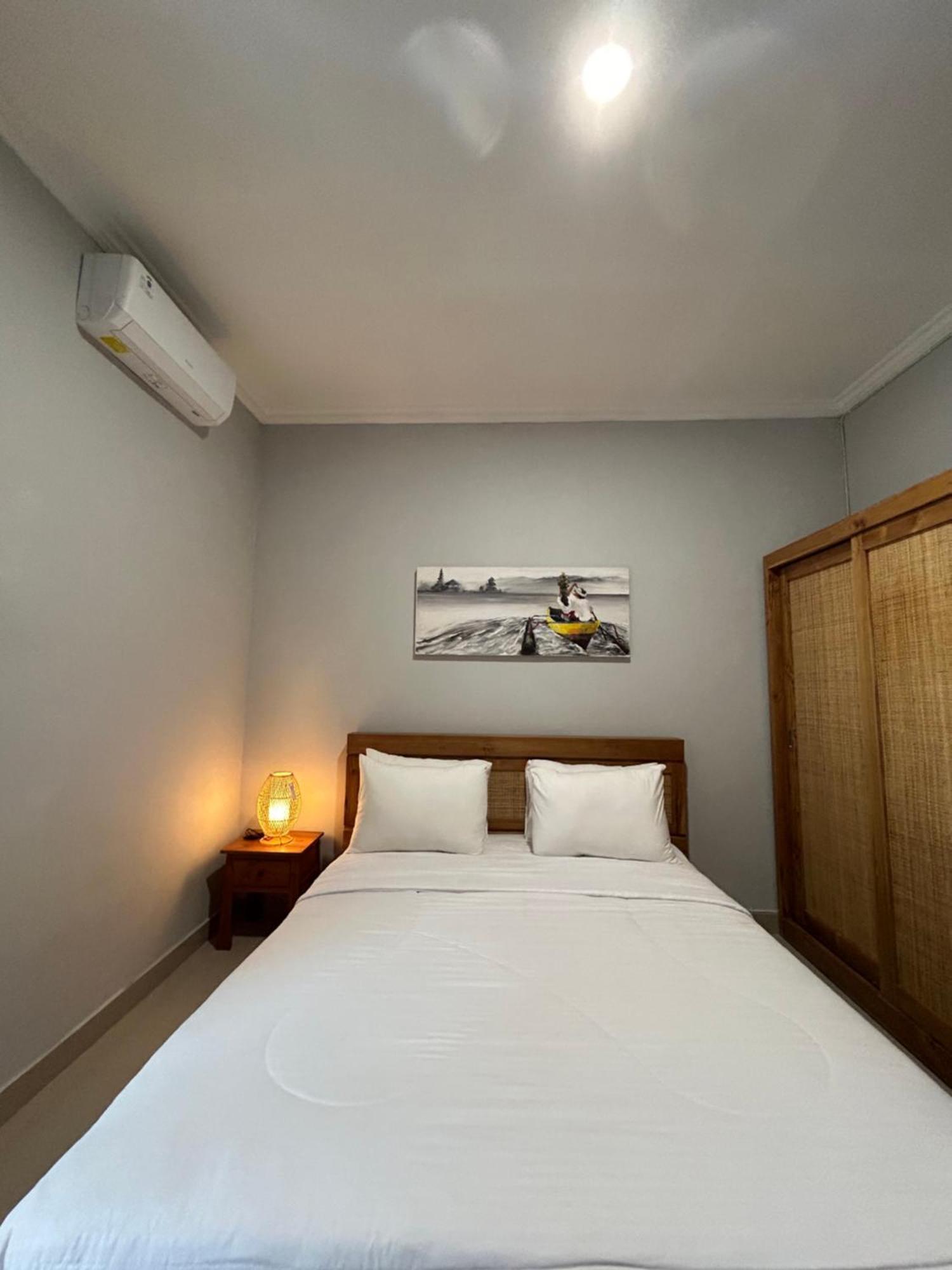 Pondok Puspa Sumekar Seminyak Esterno foto